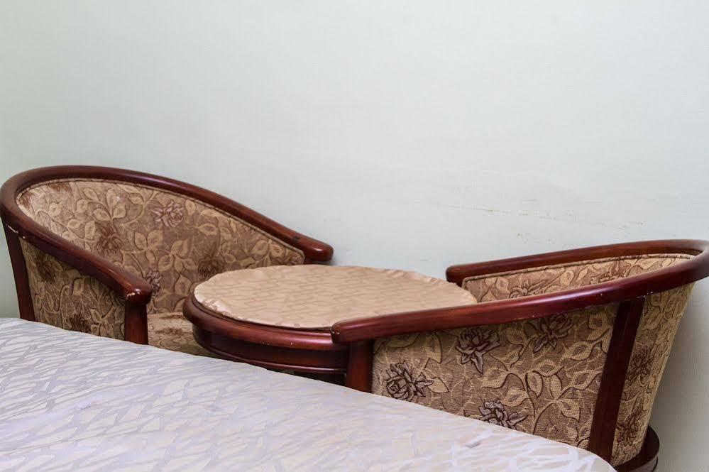 Alma House Hotel Акра Екстериор снимка