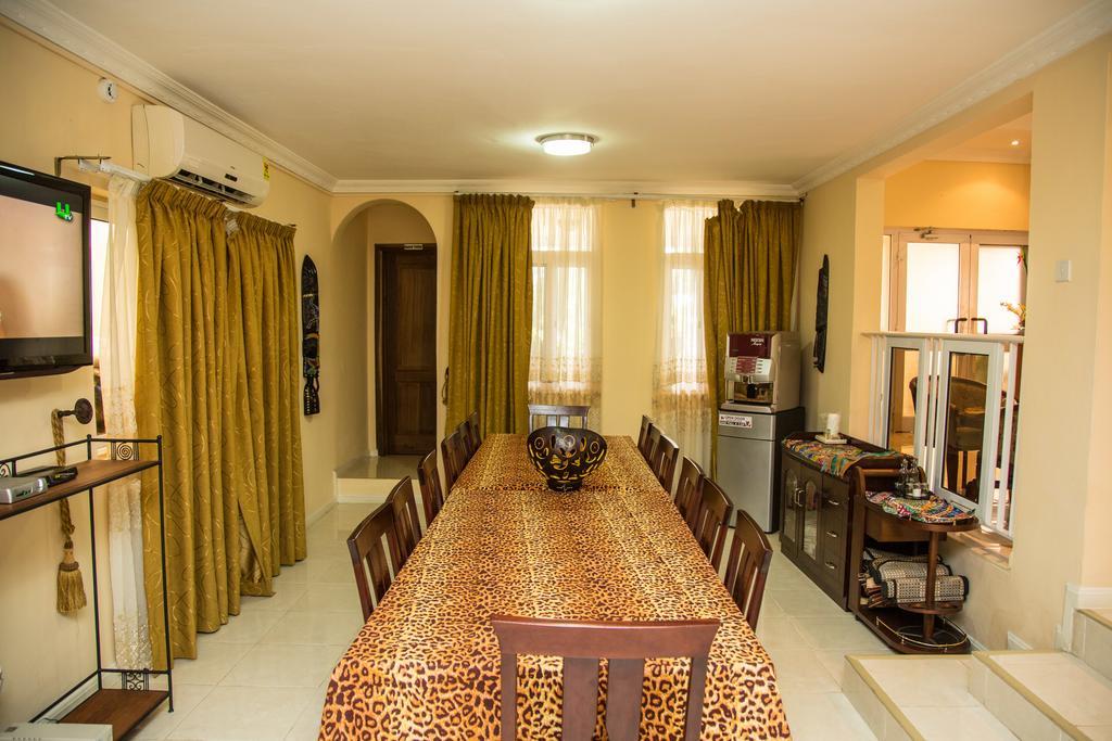 Alma House Hotel Акра Екстериор снимка