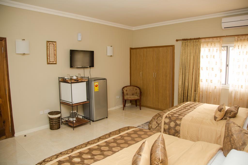 Alma House Hotel Акра Екстериор снимка