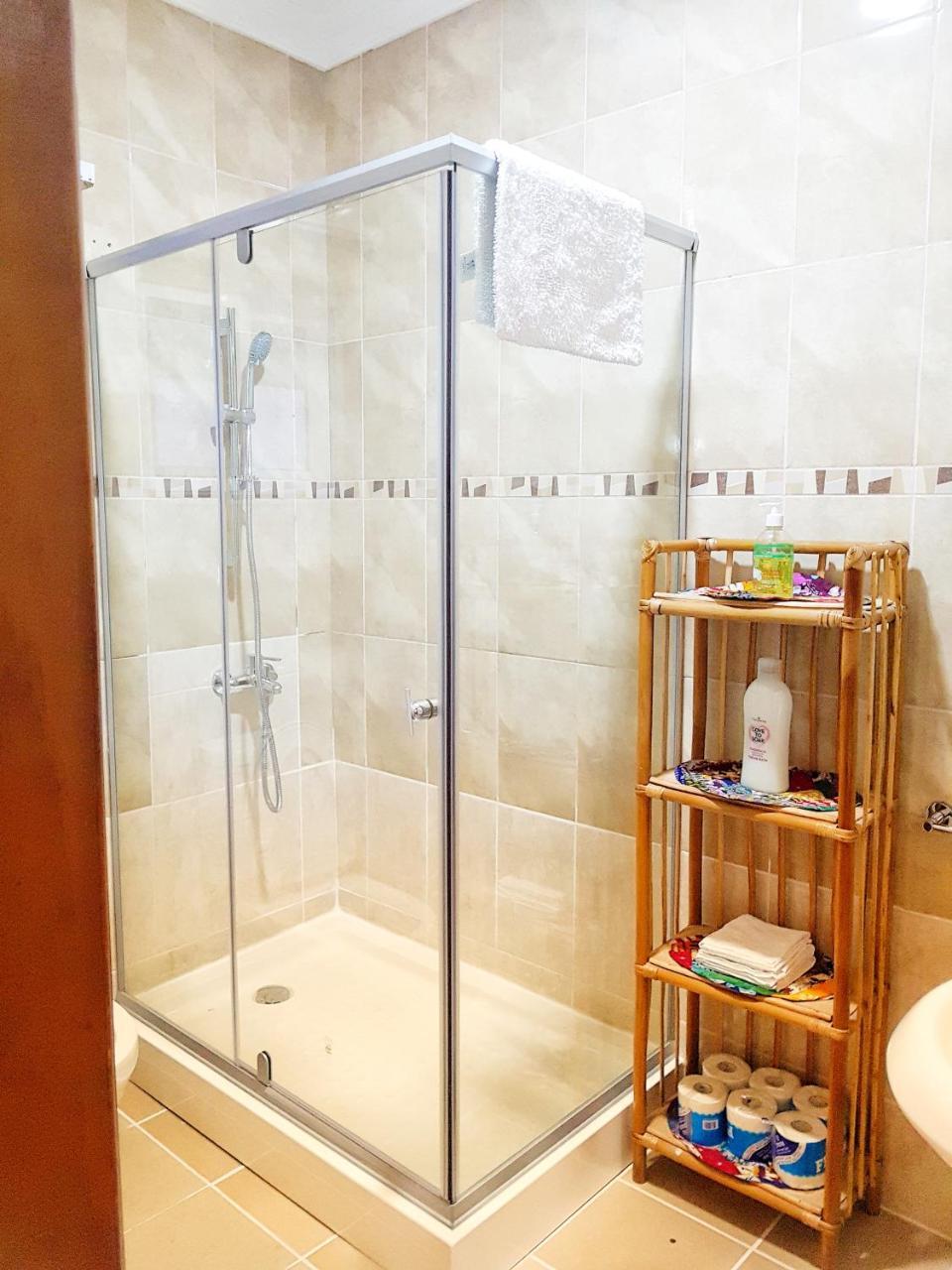 Alma House Hotel Акра Екстериор снимка