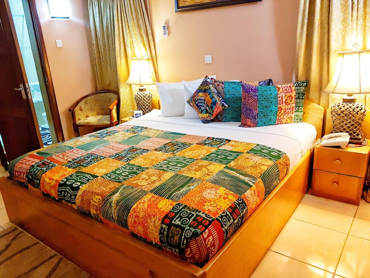 Alma House Hotel Акра Екстериор снимка